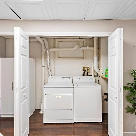 Cozy Buckhead Suite - Great Area, Free Easy Parking, Near Shops And Restaurants Атланта Екстериор снимка