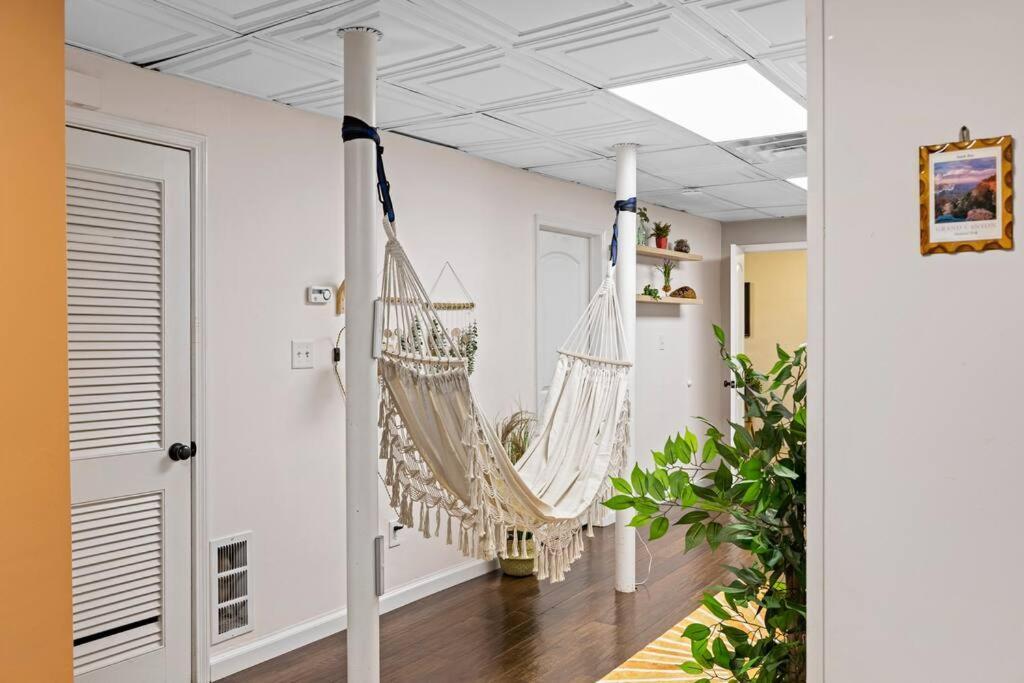 Cozy Buckhead Suite - Great Area, Free Easy Parking, Near Shops And Restaurants Атланта Екстериор снимка